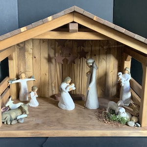 Ready To Ship: Solid  Roof, Large Light Walnut Nativity Stable/Creche, 27in.wide,18in.tall,15in.deep, ,  holiday decor, christmas mangers