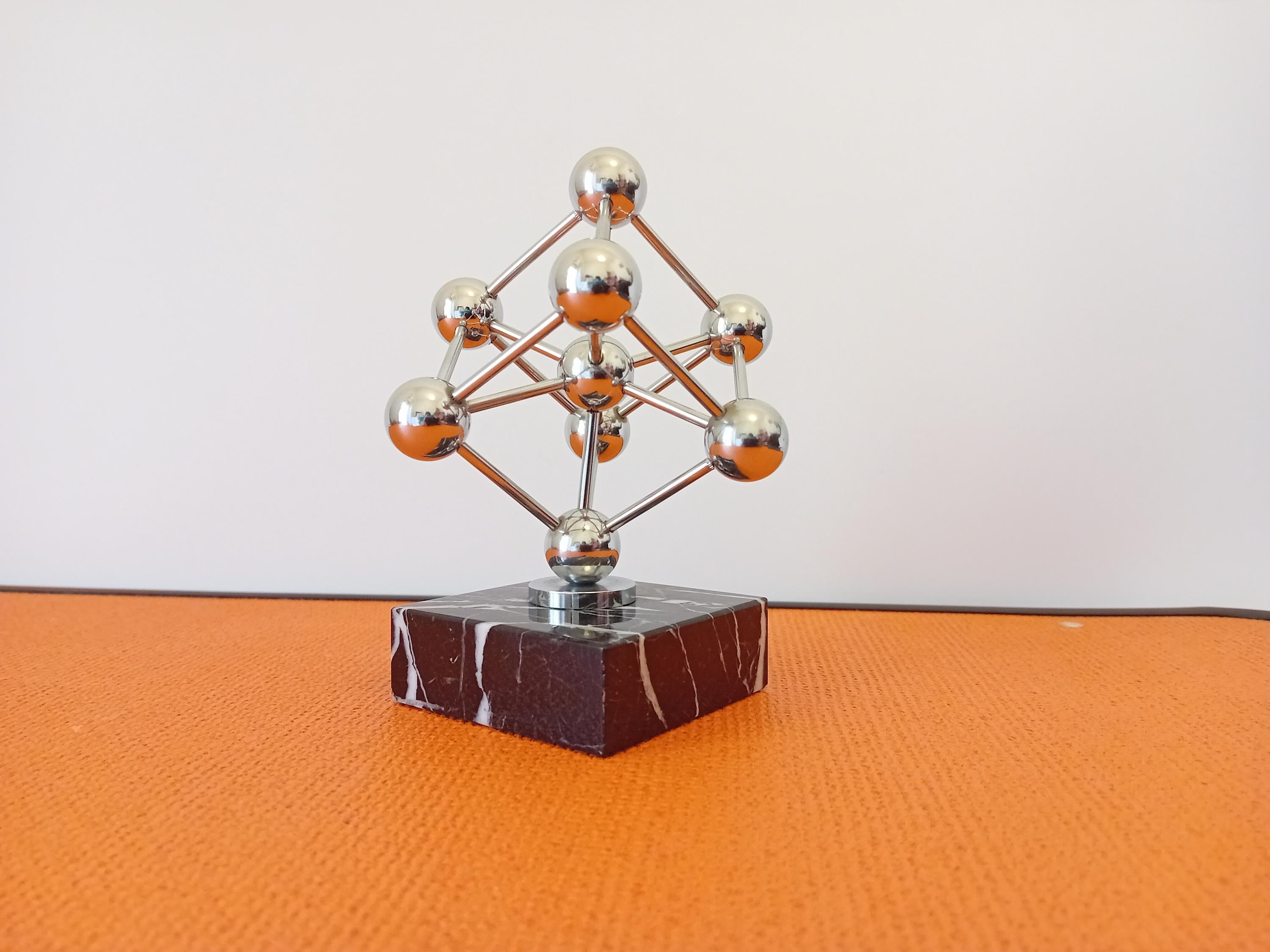 Atomium sculpture - Etsy 日本