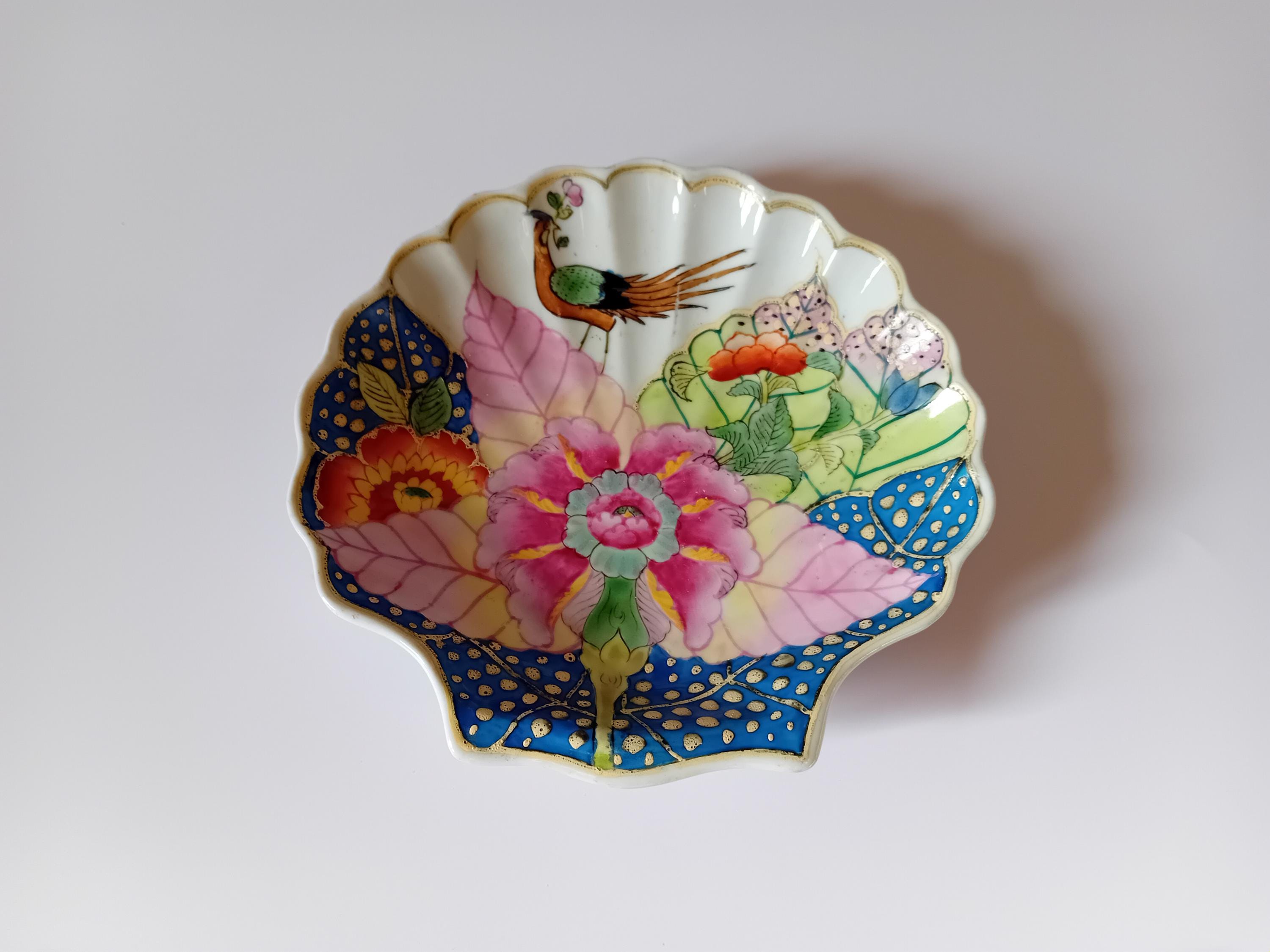 tobacco leaf foot bath Antique 19th Century Chinese Canton Ware Qianlong Porcelain Tobacco Leaf Foot Bath -