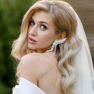 Crystal Ear Climber Earrings Clear Statement Ear Crawler Bridal Climbing Earrings Bridal Ear Climber Statement Pearl Bride Earrings Ear Cuff