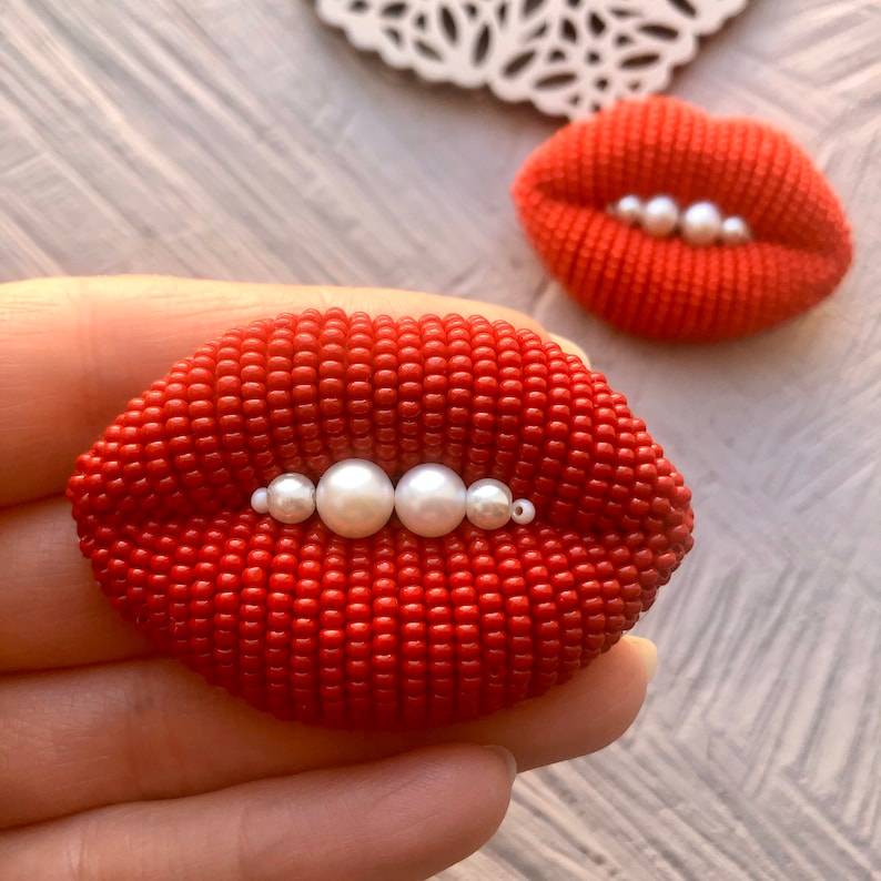 Red lips brooch for women 21th birthday gift Beaded wine red kiss brooch Blue lips pin beads Trendy jewelry Beadwork blue brooch Reel cute