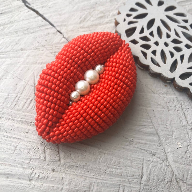 Red lips brooch for women 21th birthday gift Beaded wine red kiss brooch Blue lips pin beads Trendy jewelry Beadwork blue brooch Reel cute
