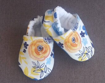 peach baby shoes