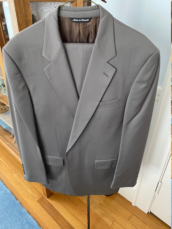 Men's olive suit /43L/35