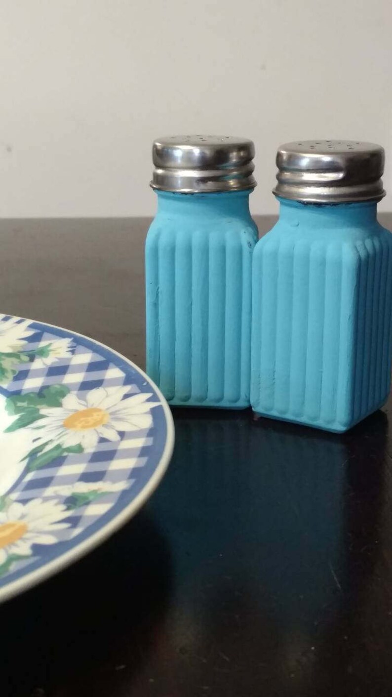 Salt and pepper shakers with chalk paint image 1