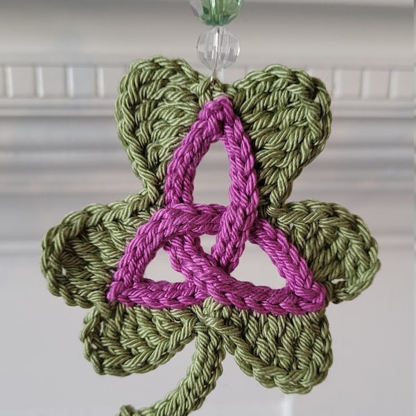 Trèfle celtique, trèfle au crochet, guirlande de la Saint-Patrick, noeud de la Trinité, noeud celtique, crochet celtique, trèfle, guirlande de trèfle