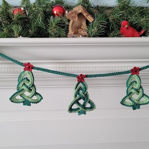 Celtic Garland, Christmas Garland, Crochet Garland, Crochet Christmas Decor, Crochet Ornament, Celtic Ornament, Christmas Tree Garland image 2