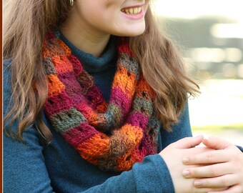 CROCHET PATTERN, Autumn Splendor Scarf, DIY scarf, Crochet scarf pattern, Crochet, Infinity Scarf