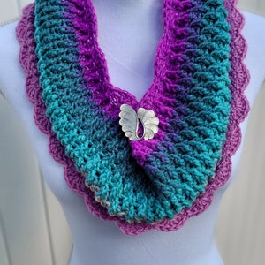 Crochet Cowl, Crochet Scarf, Crochet Cowl Pattern, Textured Cowl, Crochet Accessory, Crochet Gift, Gift for Women, Crochet Textured Cowl