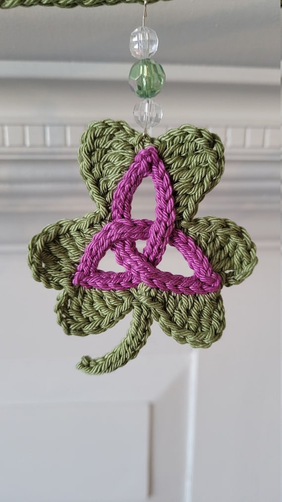 Celtic Shamrock, Crochet Shamrock, St. Patrick's Day Garland, Trinity Knot, Celtic Knot, Celtic Crochet, Shamrock, Shamrock Garland