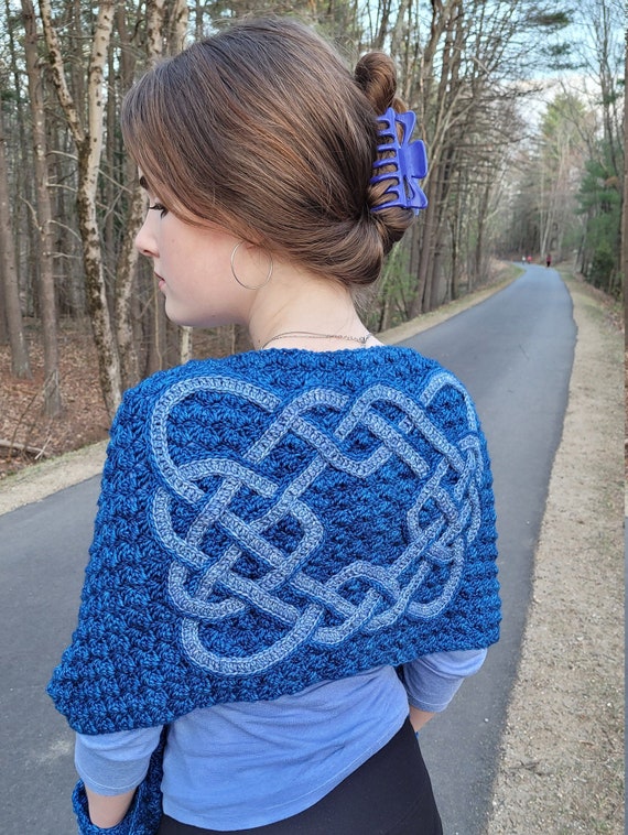 Etsy shawl sales with pockets