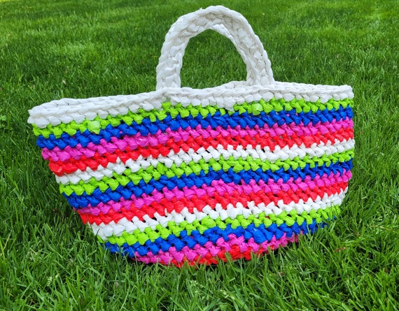 a big plarn bag | Plastic bag crochet, Bags, Recycled plastic bags