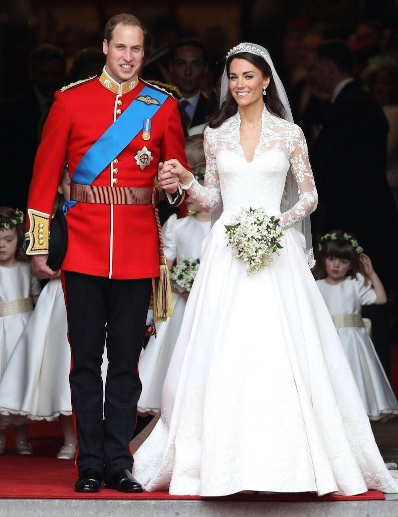 Prince William and Kate Middleton Halloween costume Royals Wedding costume Duke and Duchess Cambridge costume for halloween image 2