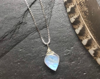 Necklace for Women, Healing Crystal Jewelry, Anxiety Relief Gemstone Necklace, Calming Grounding Stone