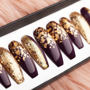 Wine Berry & Gold Press on Nails • Hand-painted • Nail Art • Fake Nails • False Nails • Glue On Nails