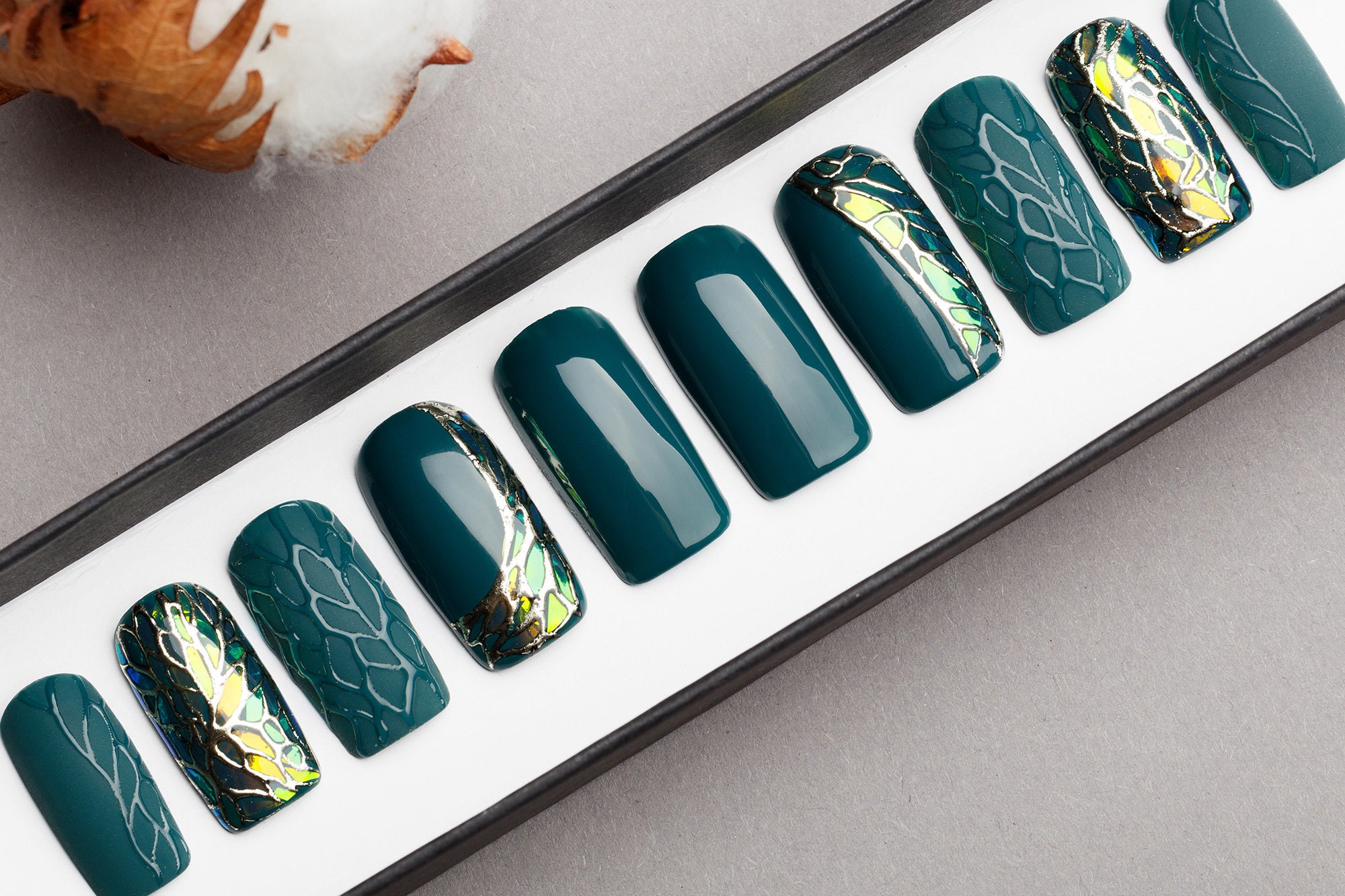 Jade Green Press on Nails with 3D texture • Shattered Glass • Handpainted Nail Art • Fake Nails • False Nails