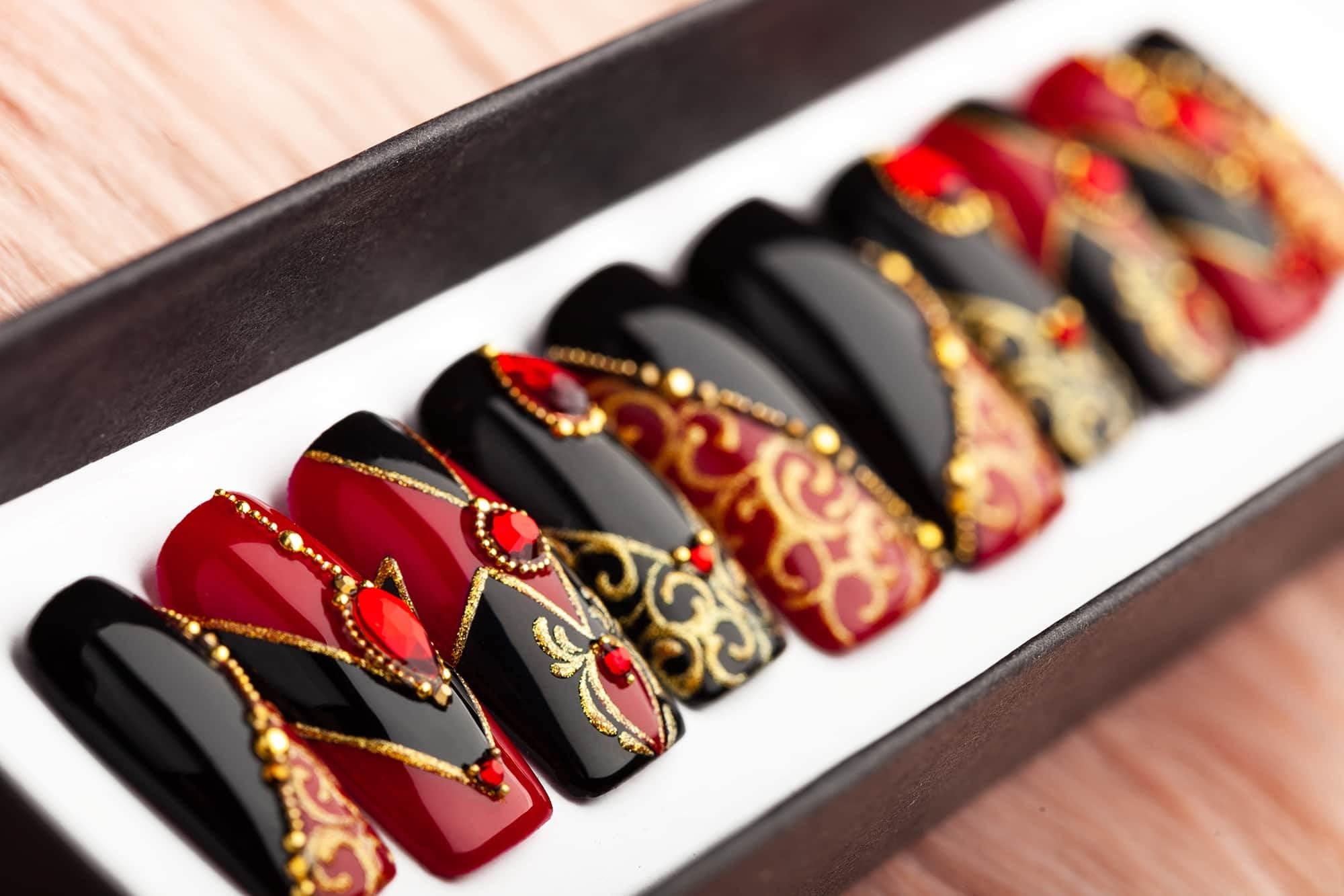Royal Red and Black Press on Nails With Rhinestones and Laces - Etsy Royal Red and Black Press on Nails With Rhinestones and Laces - Etsy