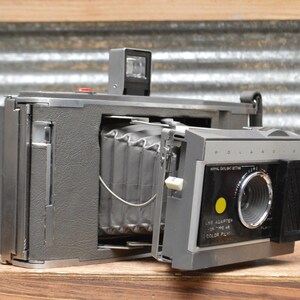 Vintage Polaroid Land Camera - Model J66 Instant Film Camera