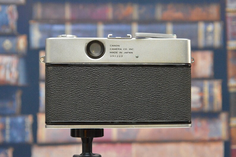 Vintage Canon Canonet Junior 35mm viewfinder film camera