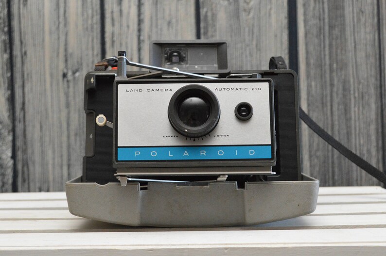 Vintage Polaroid Land Camera 210 Automatic Instant Film Camera Etsy