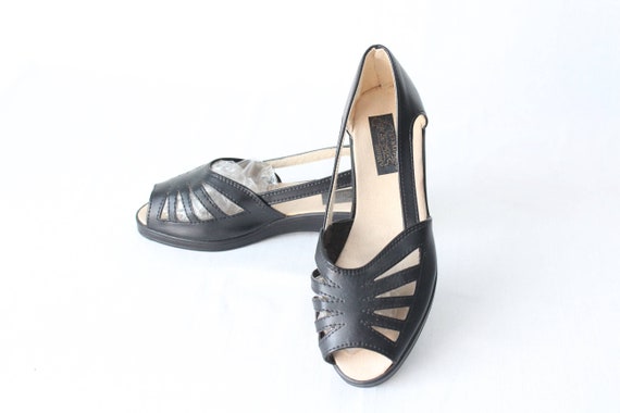 womens black flat sandals uk