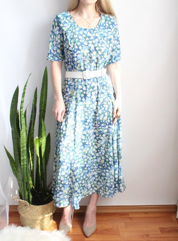 90s Woman's fit and flare dress flowers print max… - image 3