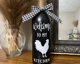 Farmhouse Kitchen Home Decor | Black and White Decor