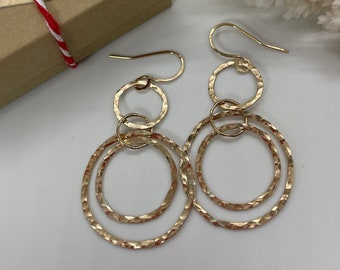 Gold Linked Circle Earrings, Hammered Multi Hoop Earrings, Artisan Handmade, Lightweight Everyday Simple Earrings, Mother’s Day Gift