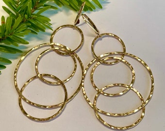 Large 14K Gold Fill Interlocking Circle Earrings, Leverback Earrings, Artisan Handmade Earrings, Gold filled Hoops, Hammered Gold Earrings