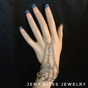 Chain Hand Jewelry Bracelet and Ring... Slave Bracelet