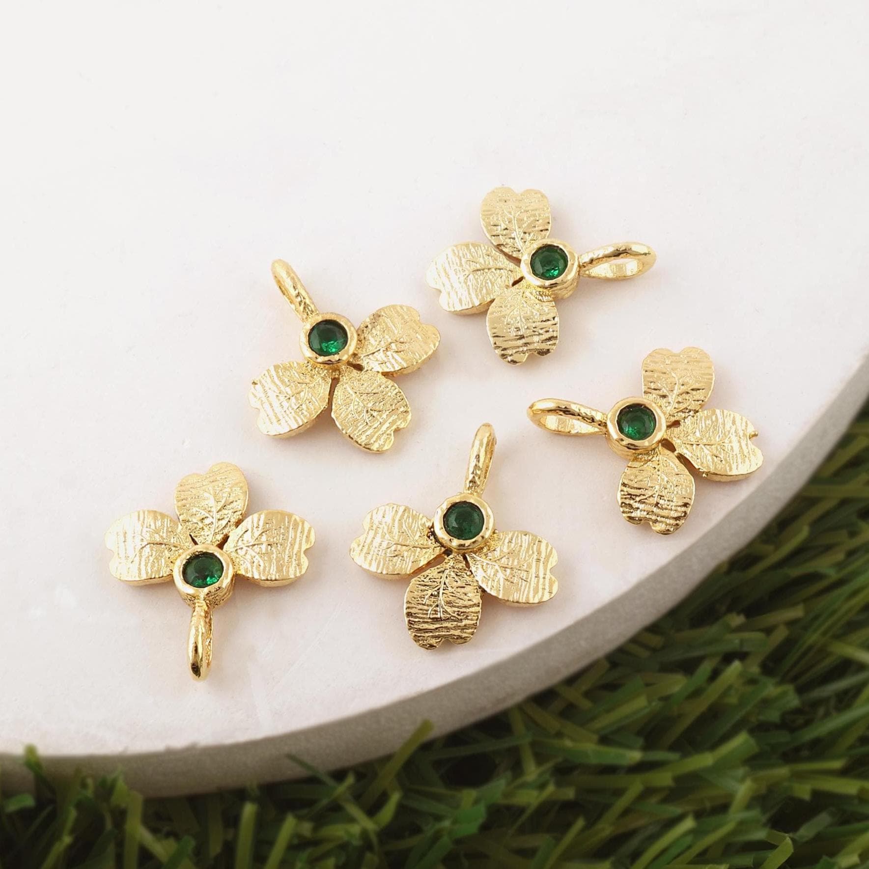 Tiny Round Emerald Quartz Flower Pendant Charm Brass Gold Plated Connector For