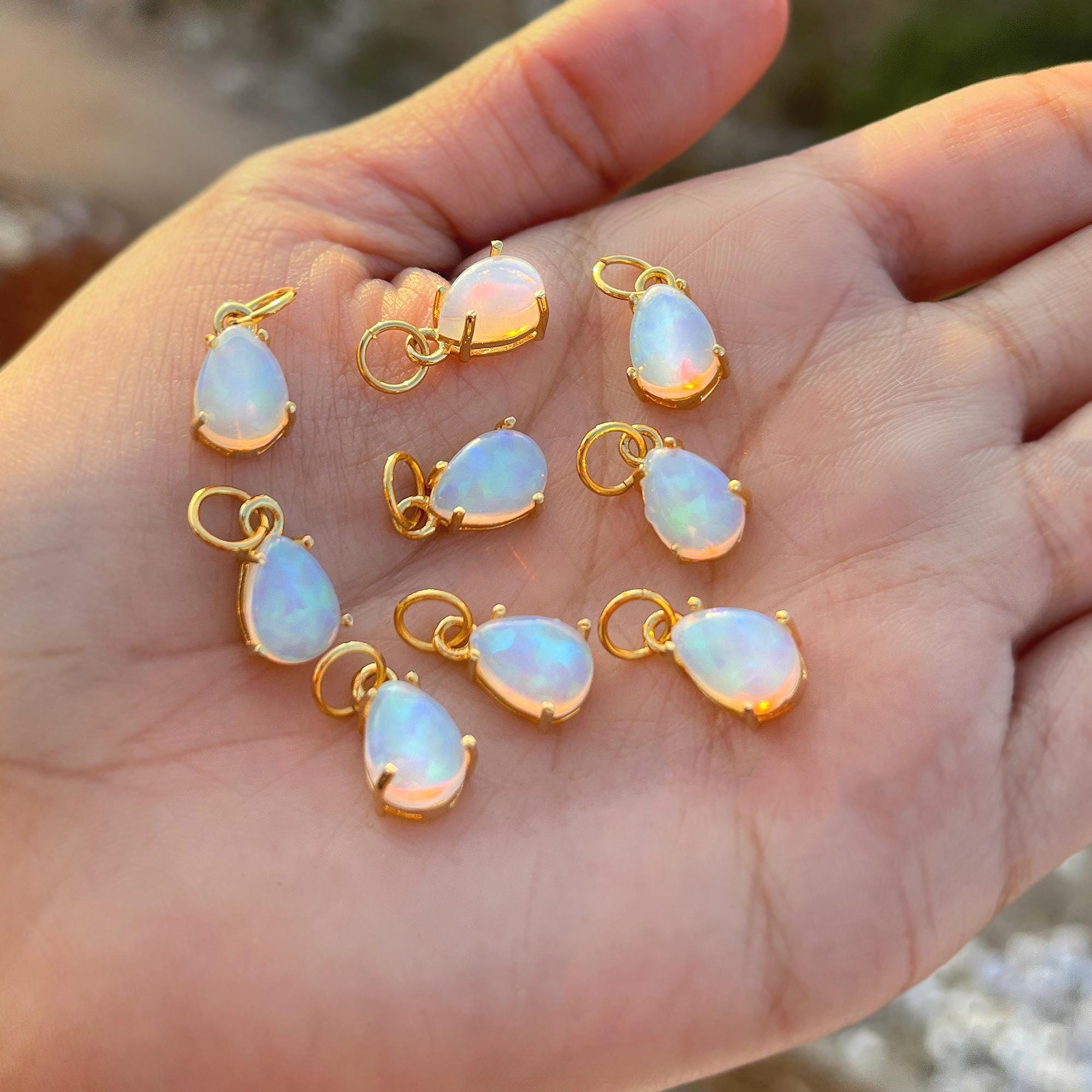 7x10 mm Pear Ethiopian Opal Pendant