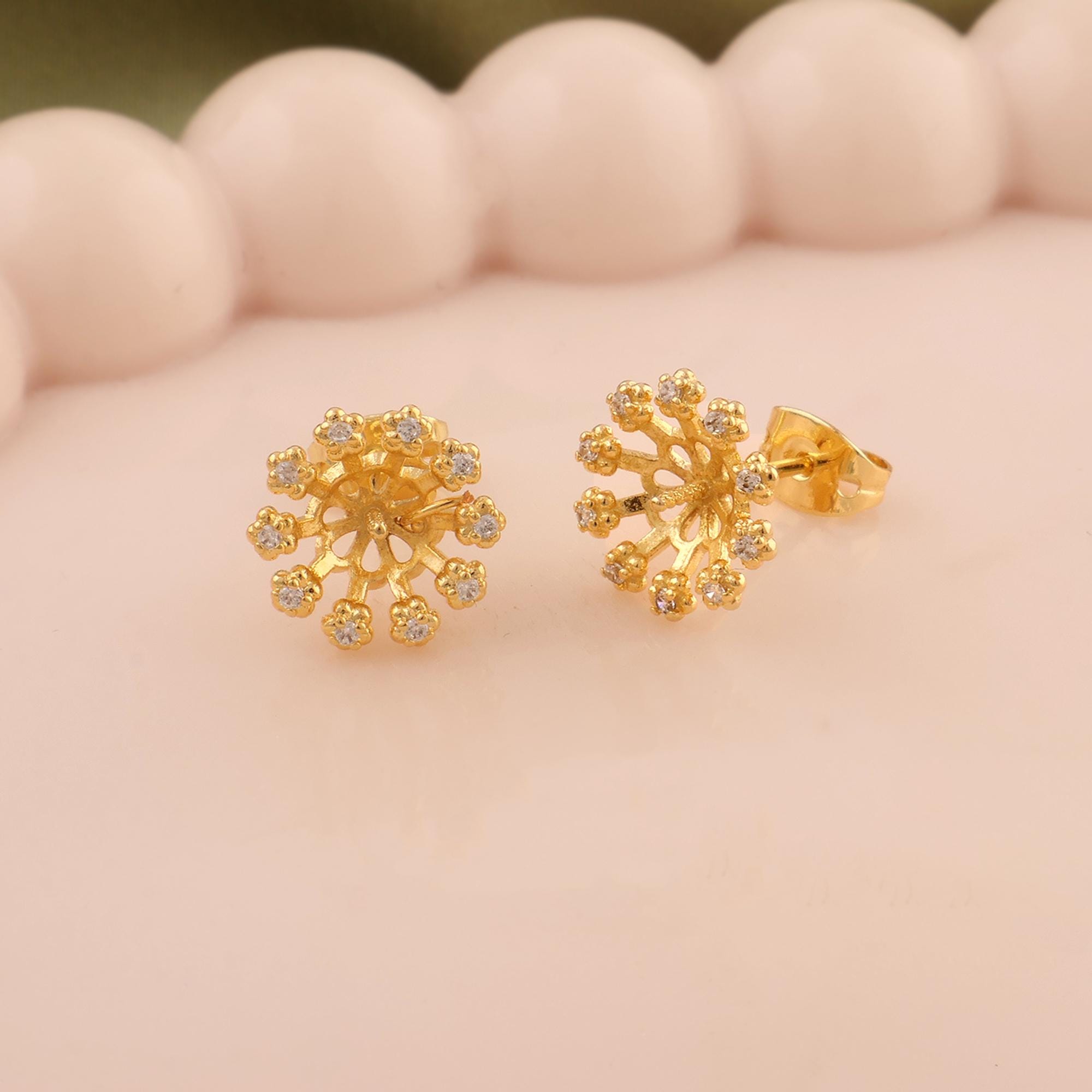 Gold Plated Floral Stud Earring Crystal Flower Lightweight Everyday Studs Minimalist