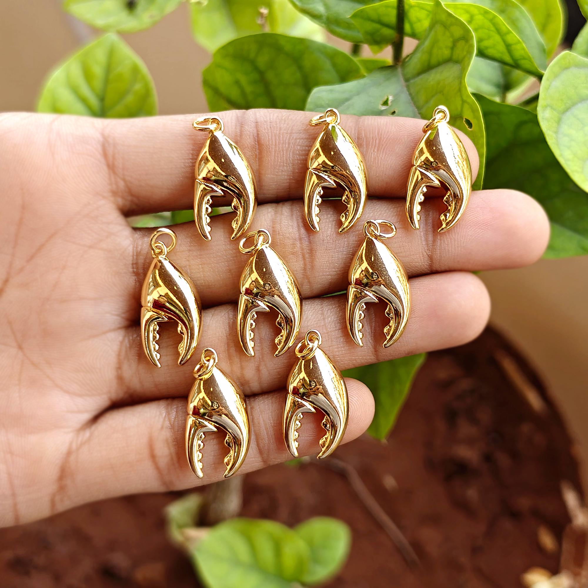 18k Gold Plated Crab Claw Pendant, Nautical Charm, Beach Jewelry