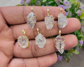 Ciondolo con diamante Herkimer grezzo naturale placcato oro con incastonatura a griffe in ottone, componenti per gioielli, UN PC