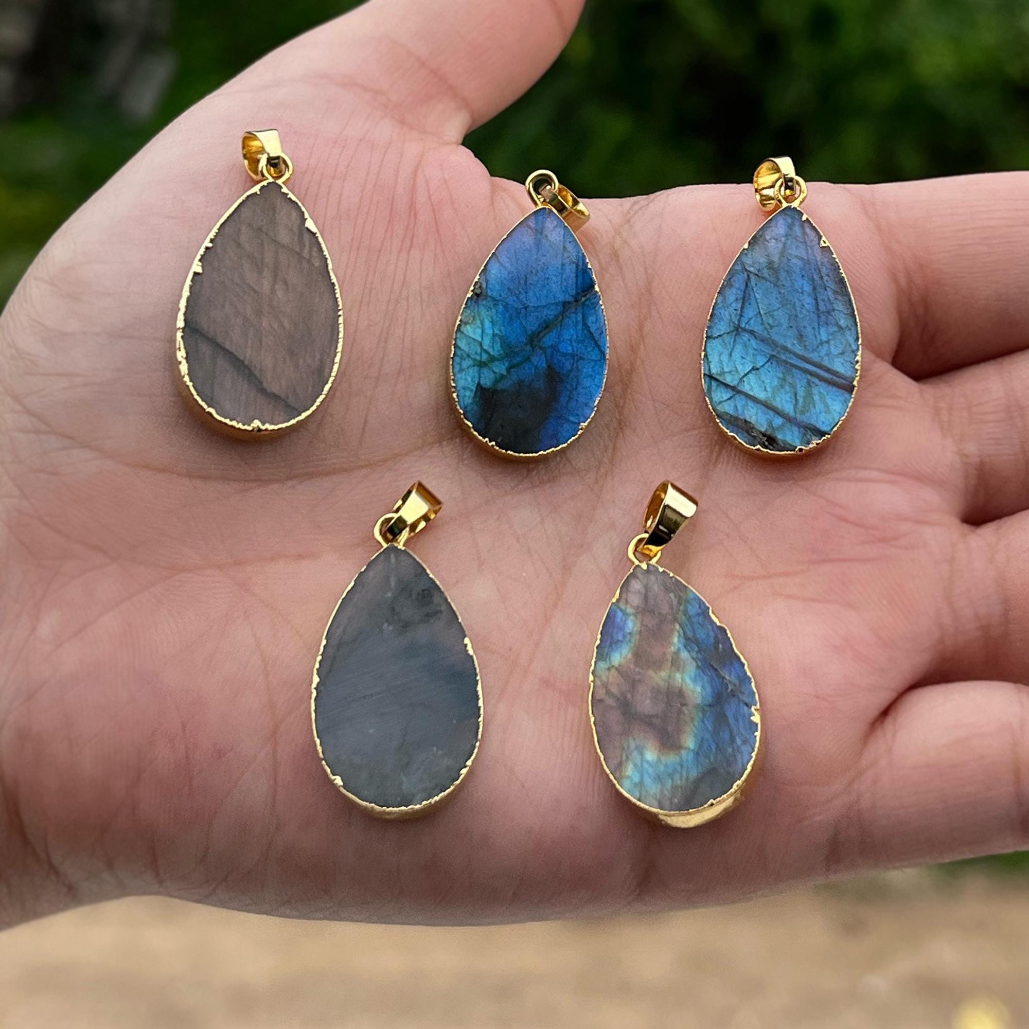 Natural Labradorite Gemstone Pendant
