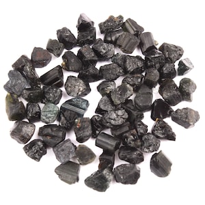 Natural Rough Black Tourmaline, Raw Tourmaline, Loose Gemstone, Black Tourmaline Gemstone, 7-10 mm Gemstone, Finding Assorted Pieces Supply
