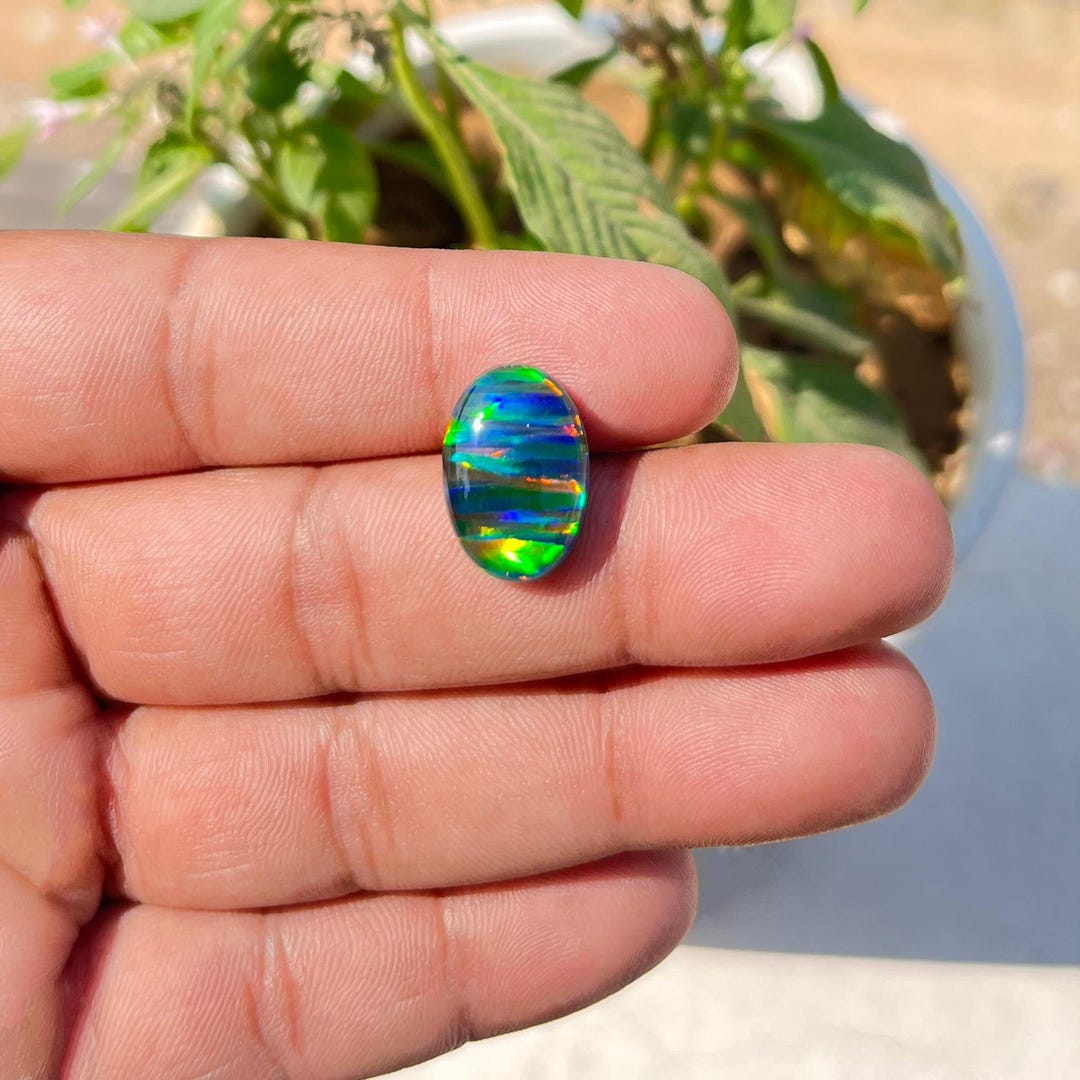 オーバルオーロラオパールダブレットカボションウェロマルチファイア