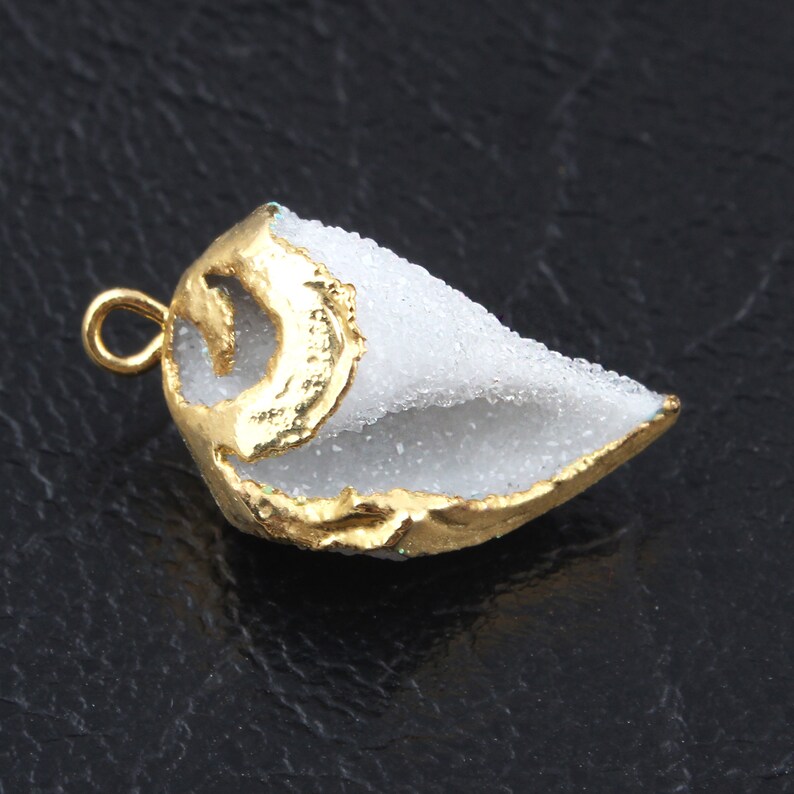 DIY Pendant Sea Shell Druzy Natural Shell Druzy Gold Plated Edges Connectors Sea Shells 19mm To 26mm DIY Druzy Shell Pendant Connectors