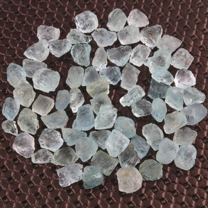 Natural Rough Aquamarine, Raw Aquamarine, Loose Gemstones, March Birthstone, Aquamarine Stones, 7-10 mm Gemstone, Assorted Pieces Supplies