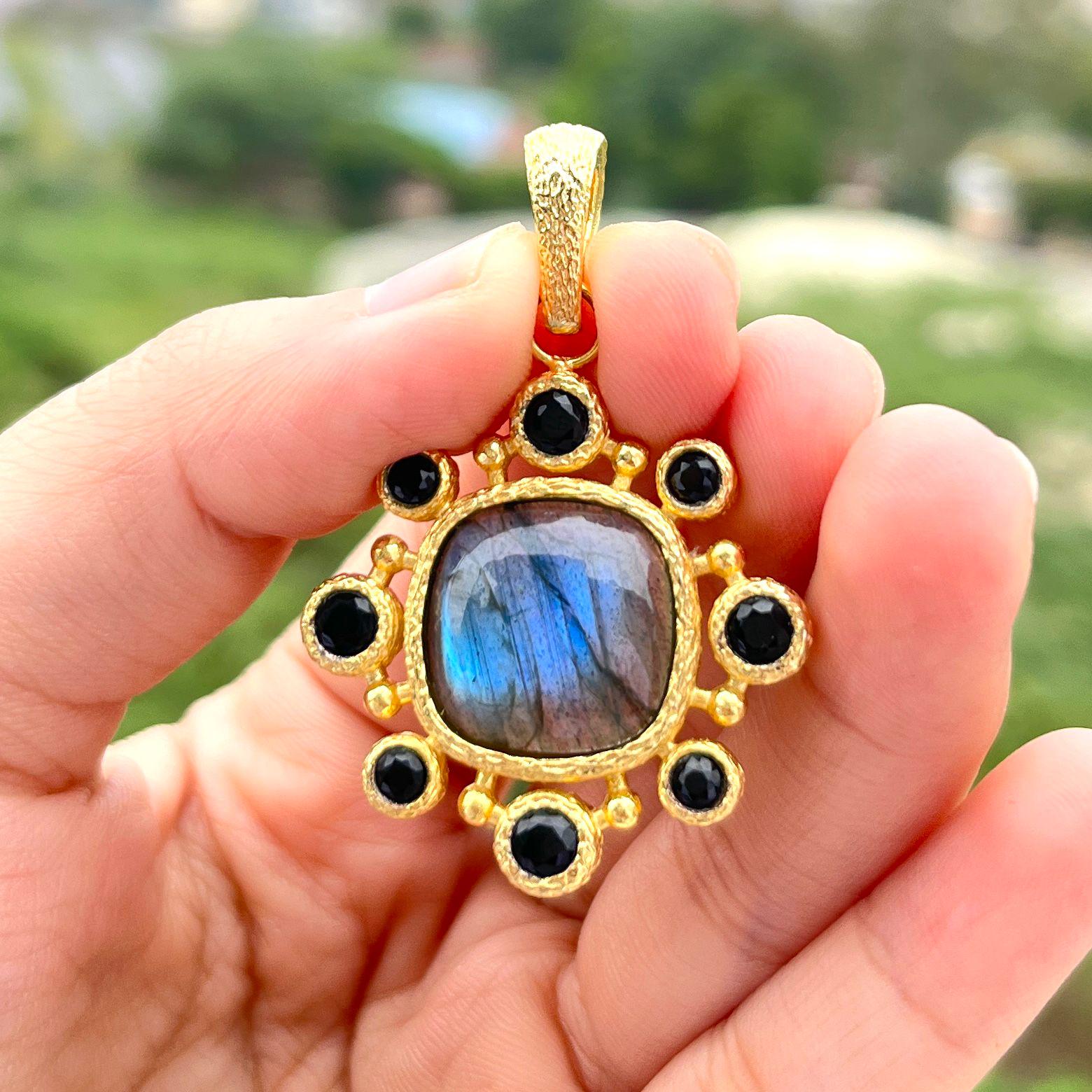 Natural Flashy Labradorite Halo Pendant Charm Texture Designer Gold Plated Black