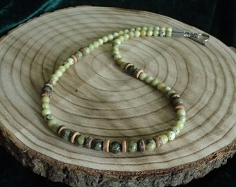 Boho natural magic green jade bead necklace with coconut wood beads