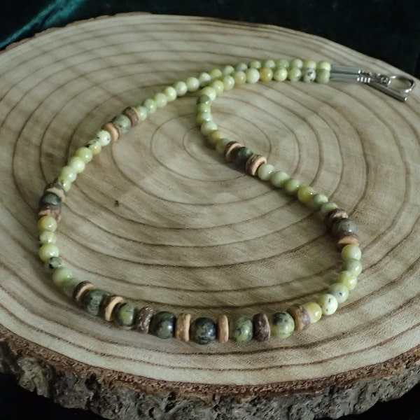 Boho natural magic green jade bead necklace with coconut wood beads