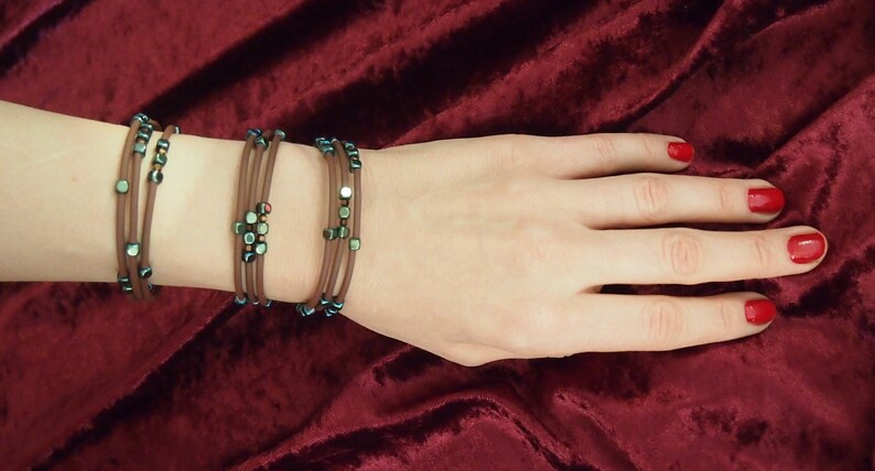 Green hematite women/'s bracelet cube vegan wrap bracelet double brown memory wire bracelet handmade wire bracelet yoga stack bracelet boho