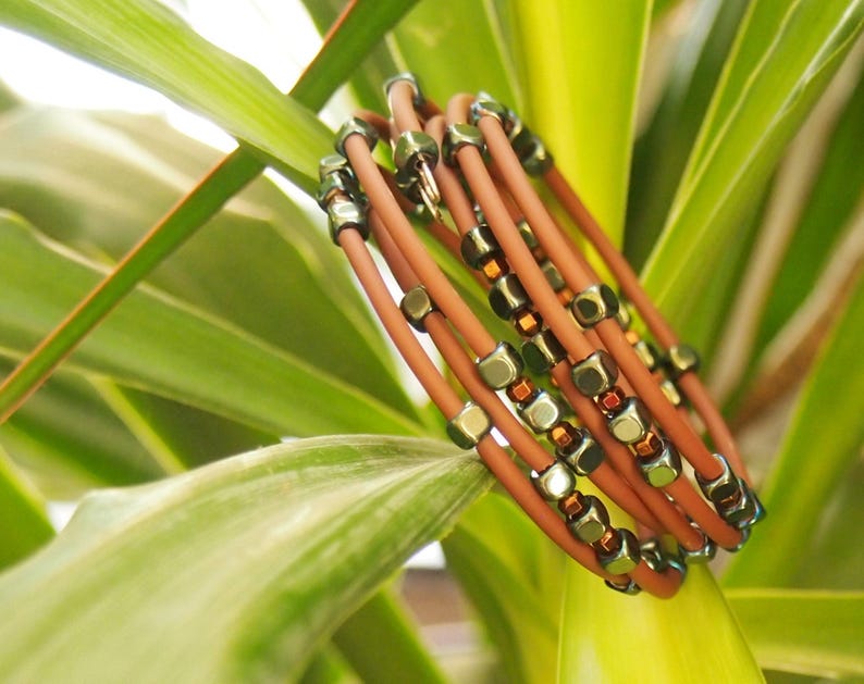 Green hematite women/'s bracelet cube vegan wrap bracelet double brown memory wire bracelet handmade wire bracelet yoga stack bracelet boho