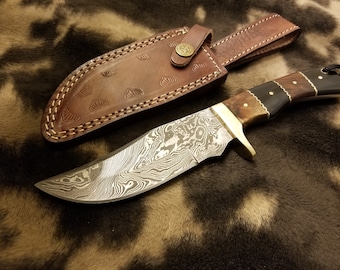 Zebra-Limited Addition - Damascus Steel Hand craft Knife with Combination of Walnut Wood/Buffalo horn Brass Clip Scale