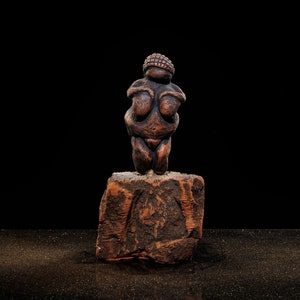 Venus of Willendorf, Venus, Paleolithic, Prehistoric, Cave Art, Ice Age, Primitive Sculpture, Ancient, Female Symbol, Fertility, Antique