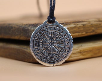 Ciondolo Vegvisir in argento sterling, collana con runa bussola vichinga