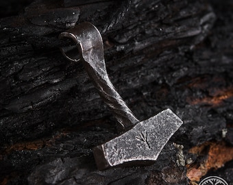 Colgante de martillo de Thor forjado, Mjolnir, joyería de runas vikingas