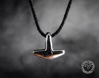 Replica Thor's Hammer Pendant, Mjolnir, Viking Norse Jewelry